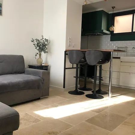 La Figuiere Apartment