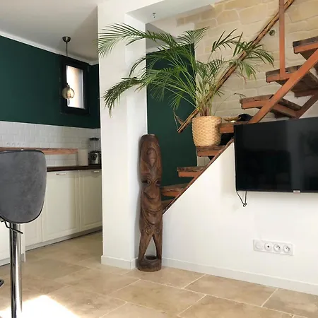 La Figuiere Apartment *